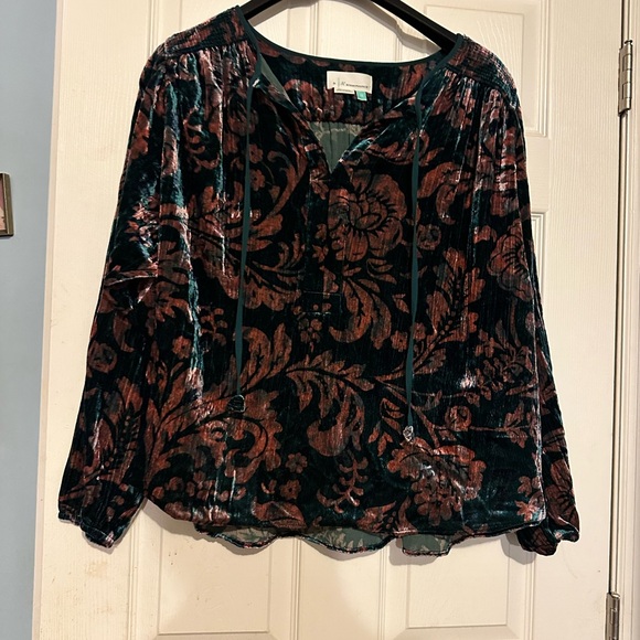 Anthropologie Velvet Poet Top SOLD - Picture 10 of 12